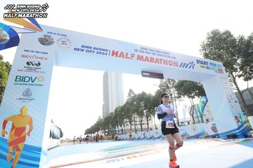 BINH DUONG NEW CITY HALF MARATHON 2024 - Ảnh #1818872