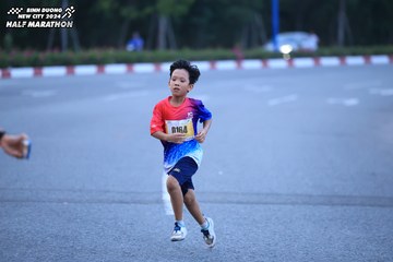 BINH DUONG NEW CITY HALF MARATHON 2024 - Ảnh #1726154