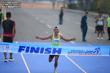 BINH DUONG NEW CITY HALF MARATHON 2024 - Ảnh #1738610