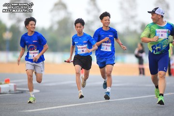 BINH DUONG NEW CITY HALF MARATHON 2024 - Ảnh #1737138