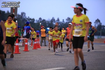 BINH DUONG NEW CITY HALF MARATHON 2024 - Ảnh #1728180