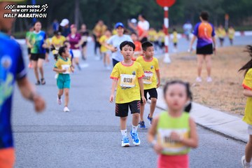 BINH DUONG NEW CITY HALF MARATHON 2024 - Ảnh #1726696
