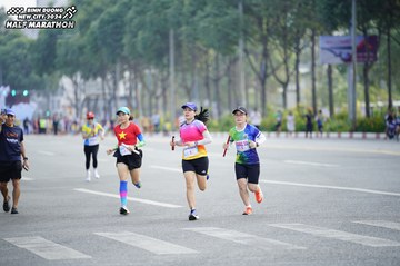 BINH DUONG NEW CITY HALF MARATHON 2024 - Ảnh #1729833