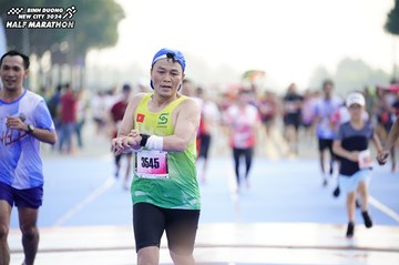 BINH DUONG NEW CITY HALF MARATHON 2024 - Ảnh #1764560
