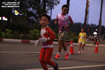 BINH DUONG NEW CITY HALF MARATHON 2024 - Ảnh #1728468