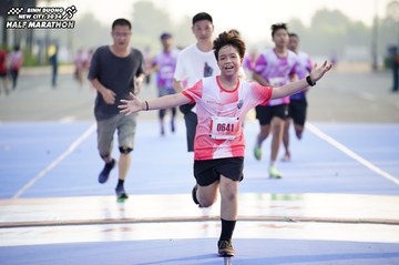 BINH DUONG NEW CITY HALF MARATHON 2024 - Ảnh #1761681