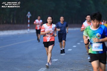 BINH DUONG NEW CITY HALF MARATHON 2024 - Ảnh #1750172