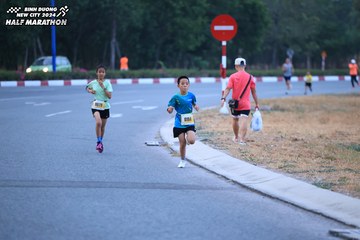 BINH DUONG NEW CITY HALF MARATHON 2024 - Ảnh #1726055