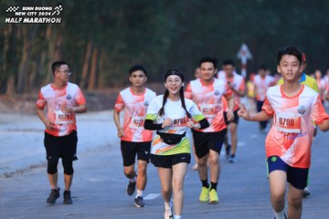 BINH DUONG NEW CITY HALF MARATHON 2024 - Ảnh #1750882
