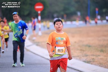 BINH DUONG NEW CITY HALF MARATHON 2024 - Ảnh #1726908