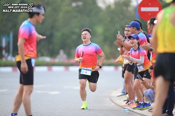 BINH DUONG NEW CITY HALF MARATHON 2024 - Ảnh #1736832