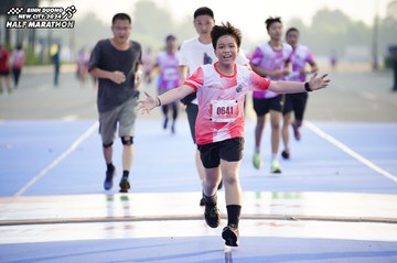 BINH DUONG NEW CITY HALF MARATHON 2024 - Ảnh #1761679