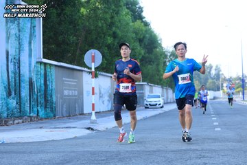 BINH DUONG NEW CITY HALF MARATHON 2024 - Ảnh #1776246