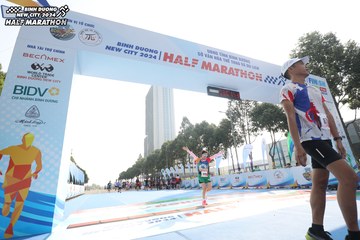 BINH DUONG NEW CITY HALF MARATHON 2024 - Ảnh #1819061