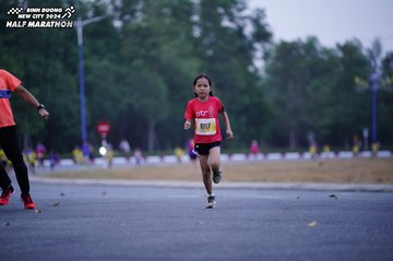BINH DUONG NEW CITY HALF MARATHON 2024 - Ảnh #1725034