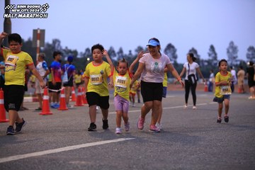 BINH DUONG NEW CITY HALF MARATHON 2024 - Ảnh #1728273