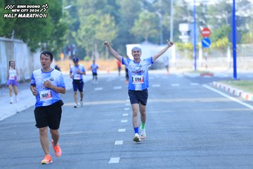 BINH DUONG NEW CITY HALF MARATHON 2024 - Ảnh #1771054