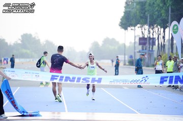BINH DUONG NEW CITY HALF MARATHON 2024 - Ảnh #1771256