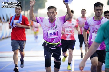 BINH DUONG NEW CITY HALF MARATHON 2024 - Ảnh #1761950
