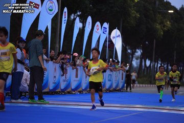 BINH DUONG NEW CITY HALF MARATHON 2024 - Ảnh #1729097