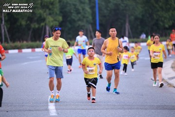BINH DUONG NEW CITY HALF MARATHON 2024 - Ảnh #1726412
