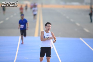 BINH DUONG NEW CITY HALF MARATHON 2024 - Ảnh #1740811