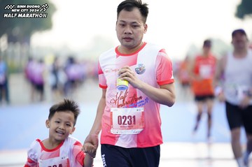 BINH DUONG NEW CITY HALF MARATHON 2024 - Ảnh #1760323