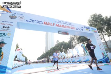 BINH DUONG NEW CITY HALF MARATHON 2024 - Ảnh #1822106