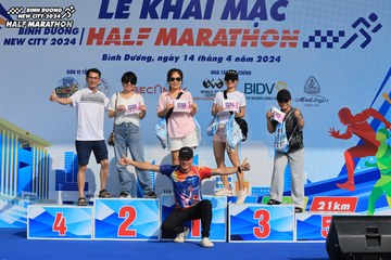 BINH DUONG NEW CITY HALF MARATHON 2024 - Ảnh #1724162