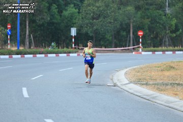 BINH DUONG NEW CITY HALF MARATHON 2024 - Ảnh #1734986