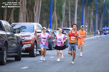 BINH DUONG NEW CITY HALF MARATHON 2024 - Ảnh #1755510