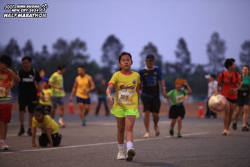 BINH DUONG NEW CITY HALF MARATHON 2024 - Ảnh #1728358