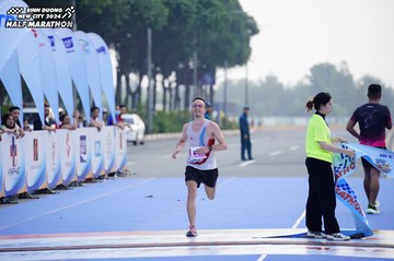 BINH DUONG NEW CITY HALF MARATHON 2024 - Ảnh #1770776