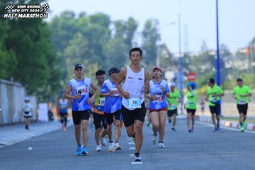 BINH DUONG NEW CITY HALF MARATHON 2024 - Ảnh #1766118