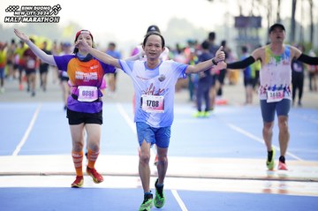 BINH DUONG NEW CITY HALF MARATHON 2024 - Ảnh #1758590