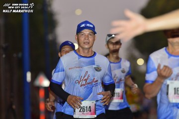 BINH DUONG NEW CITY HALF MARATHON 2024 - Ảnh #1740970