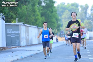 BINH DUONG NEW CITY HALF MARATHON 2024 - Ảnh #1768457