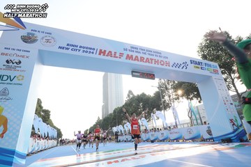 BINH DUONG NEW CITY HALF MARATHON 2024 - Ảnh #1821349