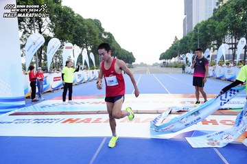 BINH DUONG NEW CITY HALF MARATHON 2024 - Ảnh #1770742