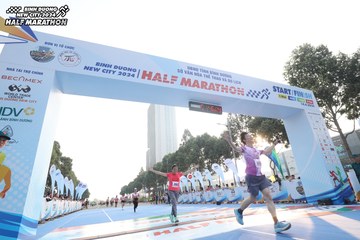BINH DUONG NEW CITY HALF MARATHON 2024 - Ảnh #1820775