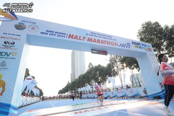 BINH DUONG NEW CITY HALF MARATHON 2024 - Ảnh #1821232