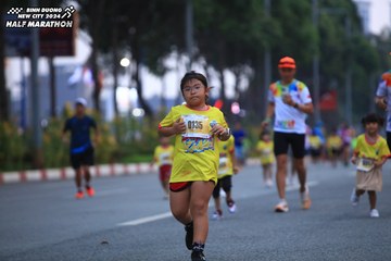 BINH DUONG NEW CITY HALF MARATHON 2024 - Ảnh #1727829