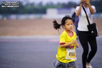 BINH DUONG NEW CITY HALF MARATHON 2024 - Ảnh #1724913