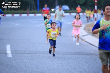 BINH DUONG NEW CITY HALF MARATHON 2024 - Ảnh #1726391