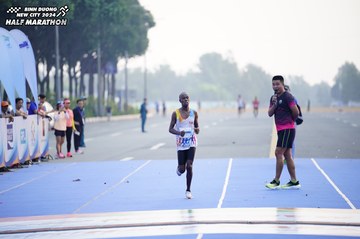 BINH DUONG NEW CITY HALF MARATHON 2024 - Ảnh #1772598