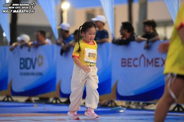 BINH DUONG NEW CITY HALF MARATHON 2024 - Ảnh #1727706