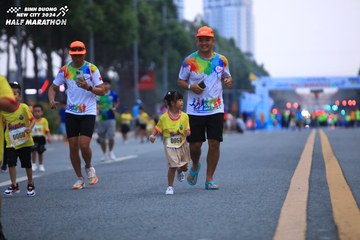 BINH DUONG NEW CITY HALF MARATHON 2024 - Ảnh #1727826