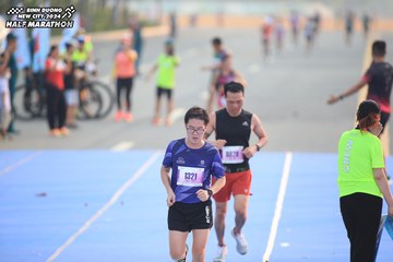 BINH DUONG NEW CITY HALF MARATHON 2024 - Ảnh #1739419