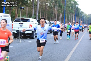 BINH DUONG NEW CITY HALF MARATHON 2024 - Ảnh #1750760