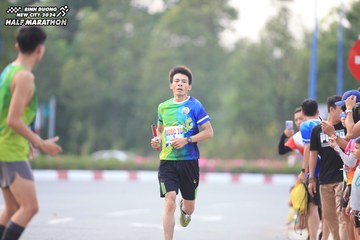 BINH DUONG NEW CITY HALF MARATHON 2024 - Ảnh #1736369